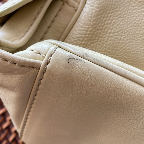 Mark Jacobs Cream Leather bag - Picture 3 of 11